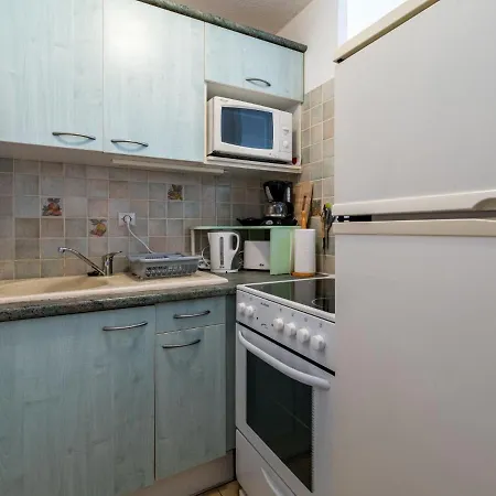 Amigos-13 By Interhome *