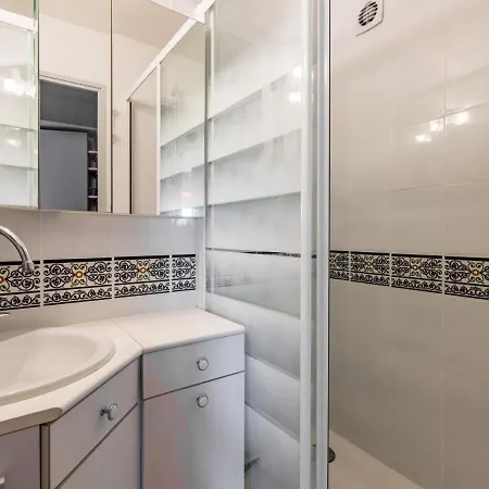 Amigos-13 By Interhome *